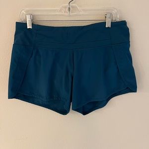 Lulu lemon low rise 4” speed up shorts